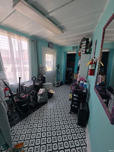 Tiny photo for 925 S Main Street, Kokomo, IN 46901 (MLS # 202609958)