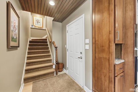 Tiny photo for 7101 W Augusta Boulevard, Yorktown, IN 47396 (MLS # 202637915)