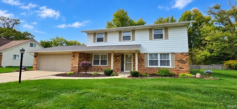 Photo of 4131 Stanton Drive, Fort Wayne, IN 46815 (MLS # 202643779)