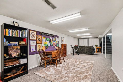 Tiny photo for 702 Lexington Drive, Goshen, IN 46526 (MLS # 202618299)