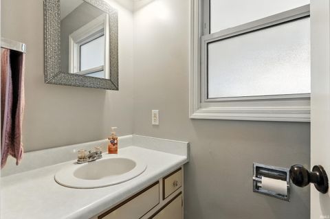 Tiny photo for 1021 Wingate Drive, Fort Wayne, IN 46845 (MLS # 202609038)