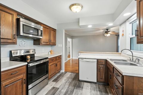 Tiny photo for 1021 Wingate Drive, Fort Wayne, IN 46845 (MLS # 202609038)