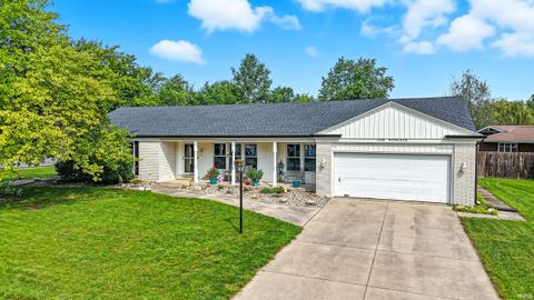Tiny photo for 1021 Wingate Drive, Fort Wayne, IN 46845 (MLS # 202609038)
