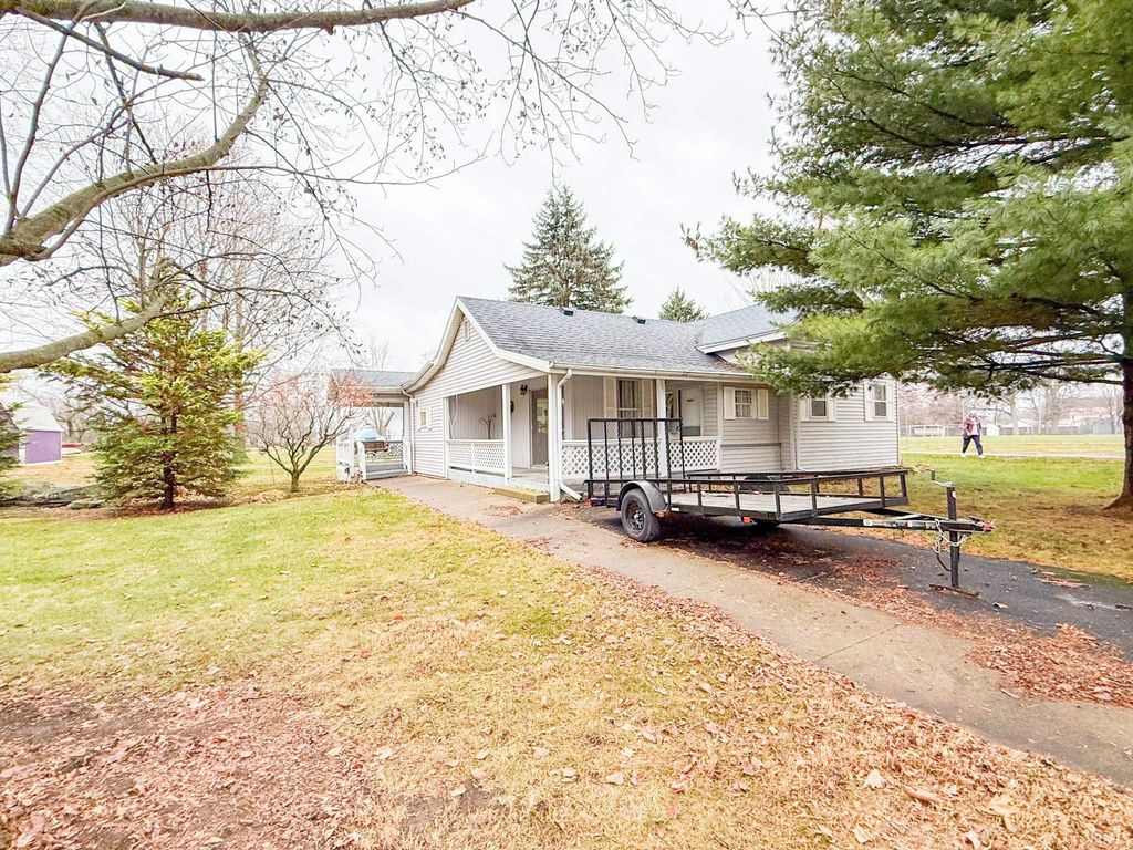 Photo of 299 Grant Street, Rome City, IN 46784 (MLS # 202547500)