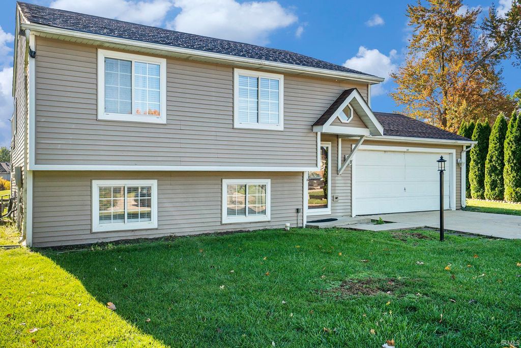 Photo of 507 Buffalo Court, Nappanee, IN 46550 (MLS # 202543662)