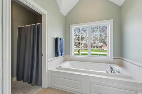 Tiny photo for 2024 Worthington Drive, Fort Wayne, IN 46845 (MLS # 202611861)