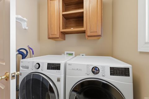 Tiny photo for 2024 Worthington Drive, Fort Wayne, IN 46845 (MLS # 202611861)