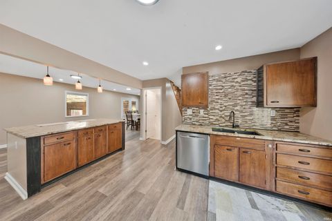 Tiny photo for 5266 Martin Road, Newburgh, IN 47630 (MLS # 202542820)