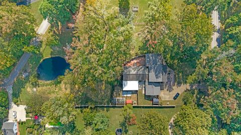 Tiny photo for 5266 Martin Road, Newburgh, IN 47630 (MLS # 202542820)