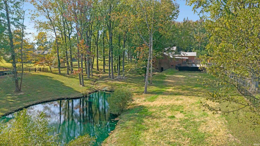 Photo of 5266 Martin Road, Newburgh, IN 47630 (MLS # 202542820)