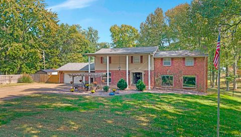 Tiny photo for 5266 Martin Road, Newburgh, IN 47630 (MLS # 202542820)