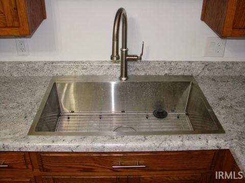 Tiny photo for 1110 S Courtland Street, Kokomo, IN 46902 (MLS # 202544251)