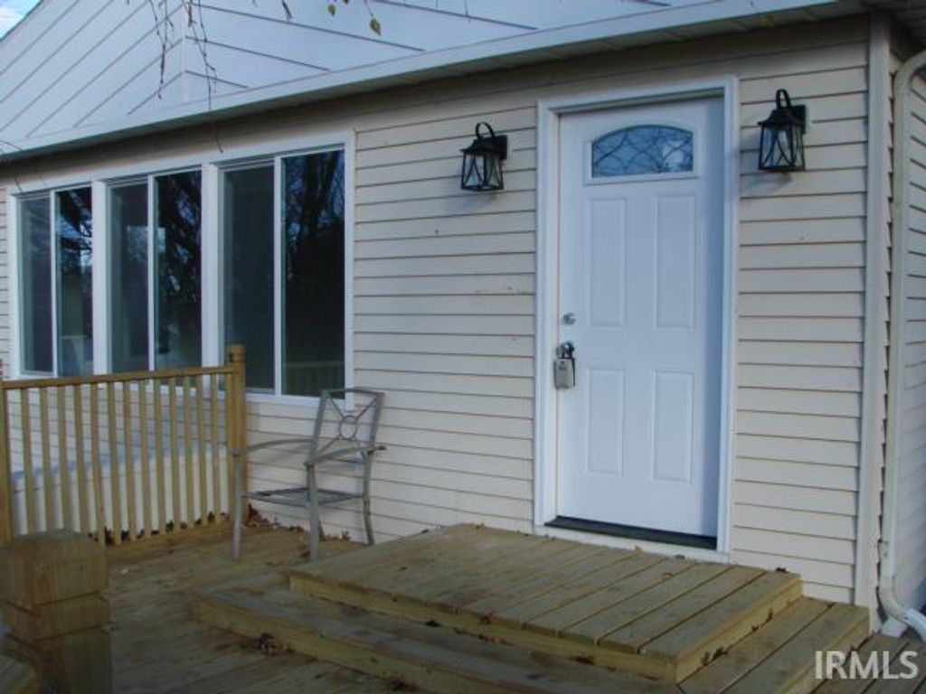 Photo of 1110 S Courtland Street, Kokomo, IN 46902 (MLS # 202544251)