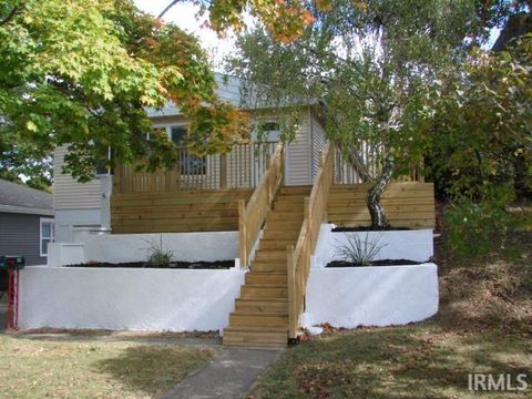 Tiny photo for 1110 S Courtland Street, Kokomo, IN 46902 (MLS # 202544251)