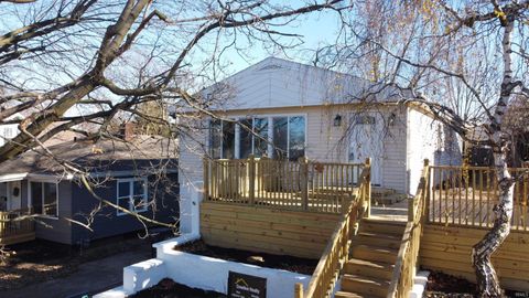 Tiny photo for 1110 S Courtland Street, Kokomo, IN 46902 (MLS # 202544251)