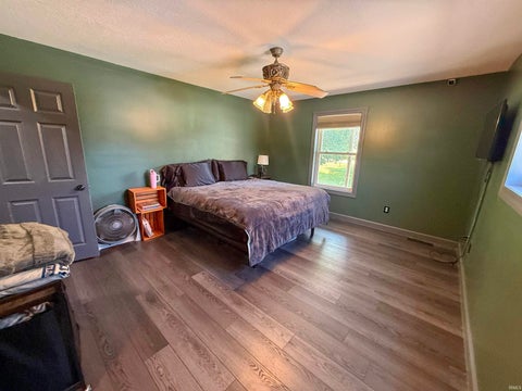 Tiny photo for 2250 E 600 S, Jonesboro, IN 46938 (MLS # 202631801)