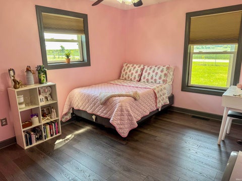 Tiny photo for 2250 E 600 S, Jonesboro, IN 46938 (MLS # 202631801)