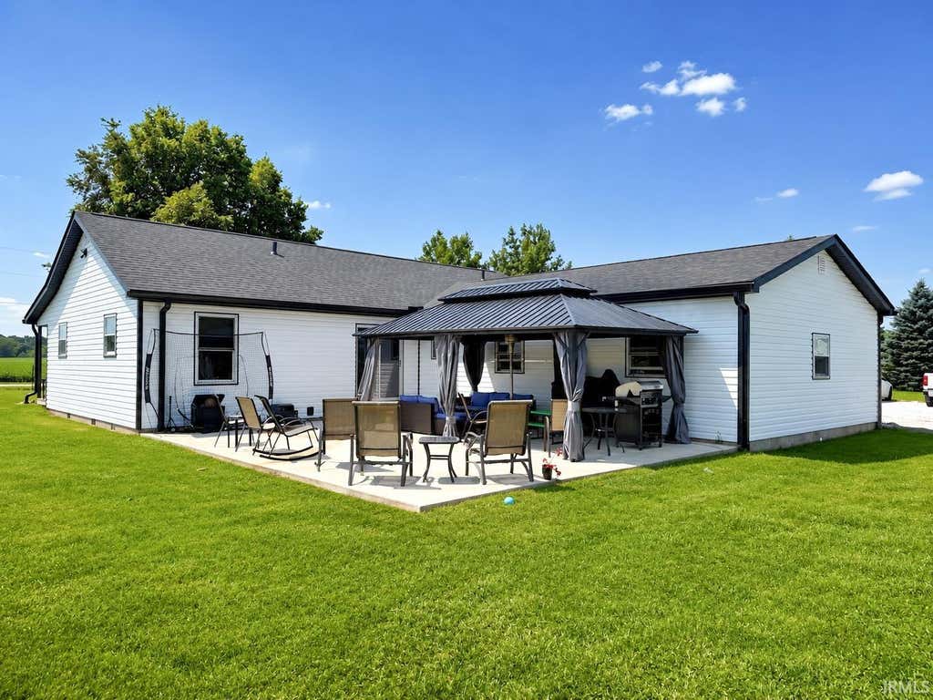 Photo of 2250 E 600 S, Jonesboro, IN 46938 (MLS # 202631801)