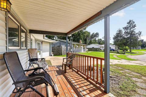 Tiny photo for 40 West Court, Lafayette, IN 47909 (MLS # 202634211)