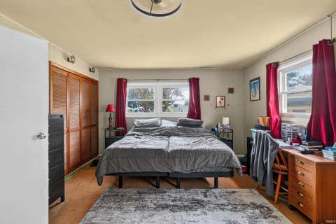 Tiny photo for 40 West Court, Lafayette, IN 47909 (MLS # 202634211)
