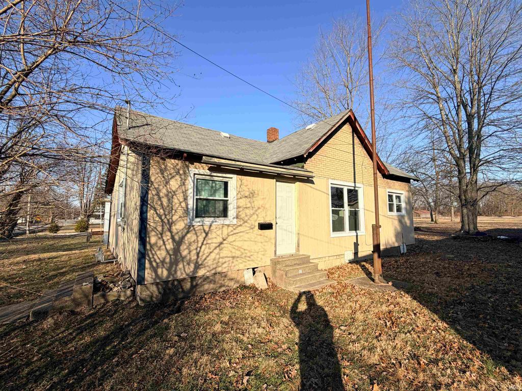 Photo of 353 N Park Street, Jasonville, IN 47438 (MLS # 202602906)