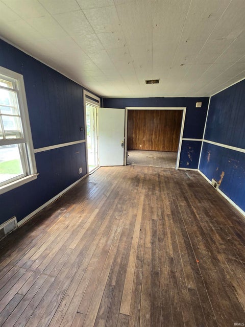 Tiny photo for 2119 Cozy Court, Fort Wayne, IN 46802 (MLS # 202627836)