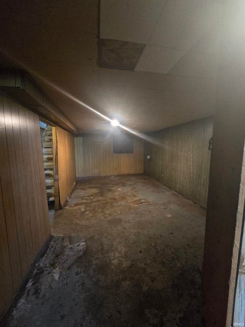 Tiny photo for 2119 Cozy Court, Fort Wayne, IN 46802 (MLS # 202627836)