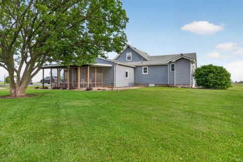 Tiny photo for 9601 E 100 NORTH, Greentown, IN 46936 (MLS # 202615289)