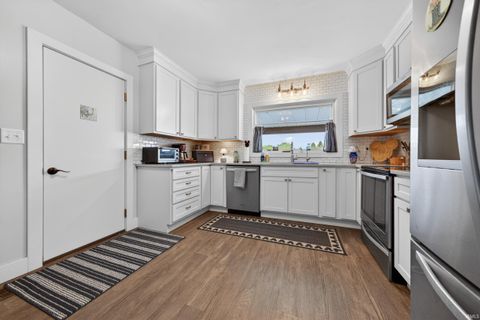 Tiny photo for 9601 E 100 NORTH, Greentown, IN 46936 (MLS # 202615289)