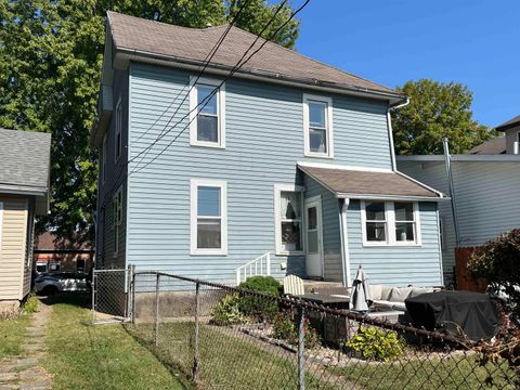 Tiny photo for 75 W 2nd Street, Peru, IN 46970 (MLS # 202538680)