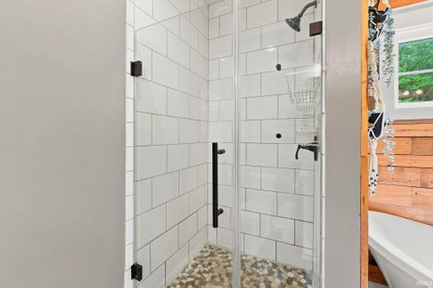 Tiny photo for 6099 N 950 E, North Webster, IN 46555 (MLS # 202630652)