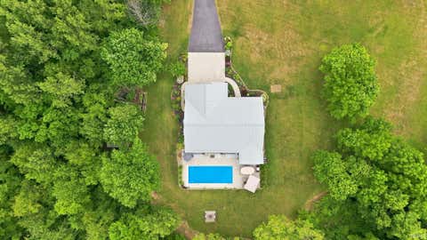 Tiny photo for 6099 N 950 E, North Webster, IN 46555 (MLS # 202630652)