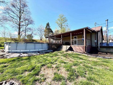 Tiny photo for 702 Pinhook Road, Bedford, IN 47421 (MLS # 202612514)