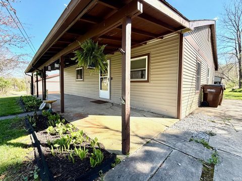 Tiny photo for 702 Pinhook Road, Bedford, IN 47421 (MLS # 202612514)