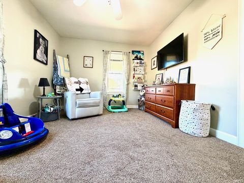 Tiny photo for 702 Pinhook Road, Bedford, IN 47421 (MLS # 202612514)