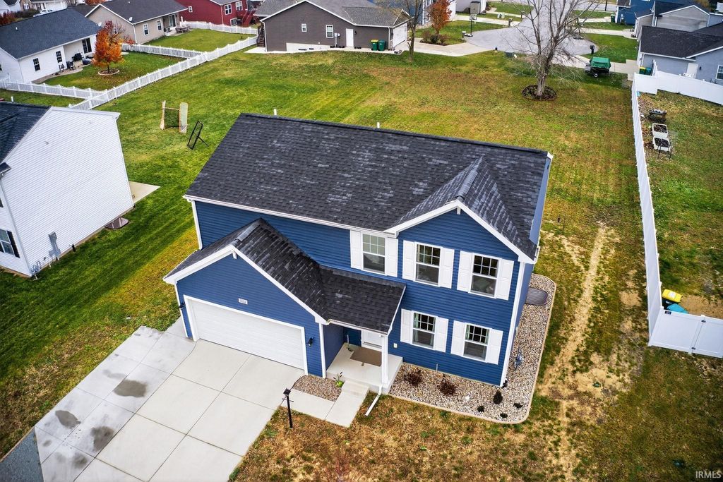 Photo of 1622 Gauley River Drive, Mishawaka, IN 46544 (MLS # 202546946)