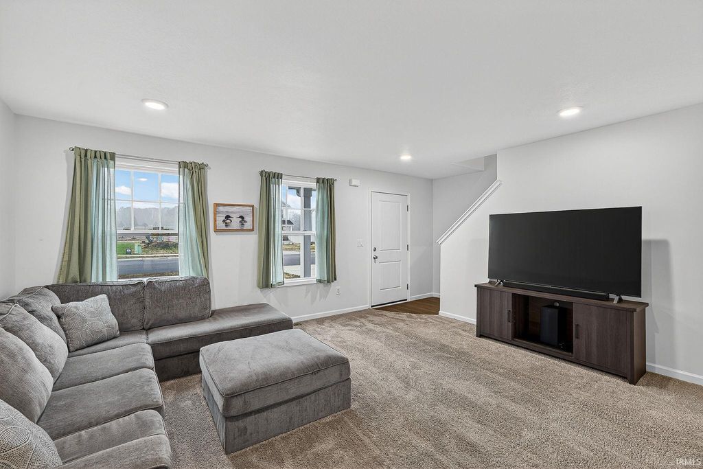 Photo of 1622 Gauley River Drive, Mishawaka, IN 46544 (MLS # 202546946)