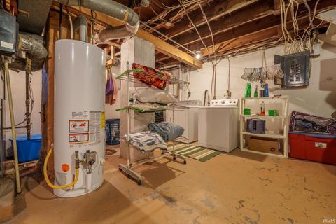 Tiny photo for 1335 S WASHINGTON Street, Kokomo, IN 46902 (MLS # 202529192)