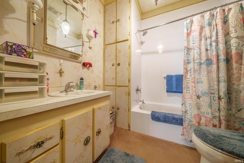 Tiny photo for 1335 S WASHINGTON Street, Kokomo, IN 46902 (MLS # 202529192)