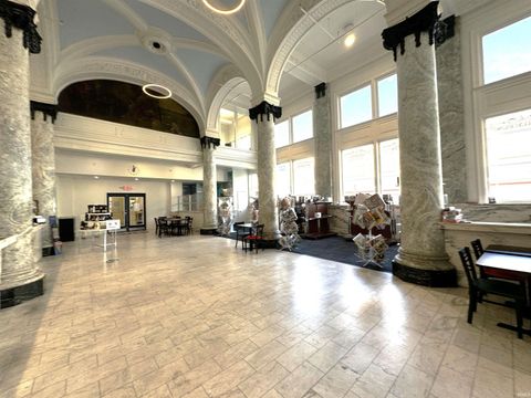 Tiny photo for 402 S Washington Street, Marion, IN 46952 (MLS # 202612751)