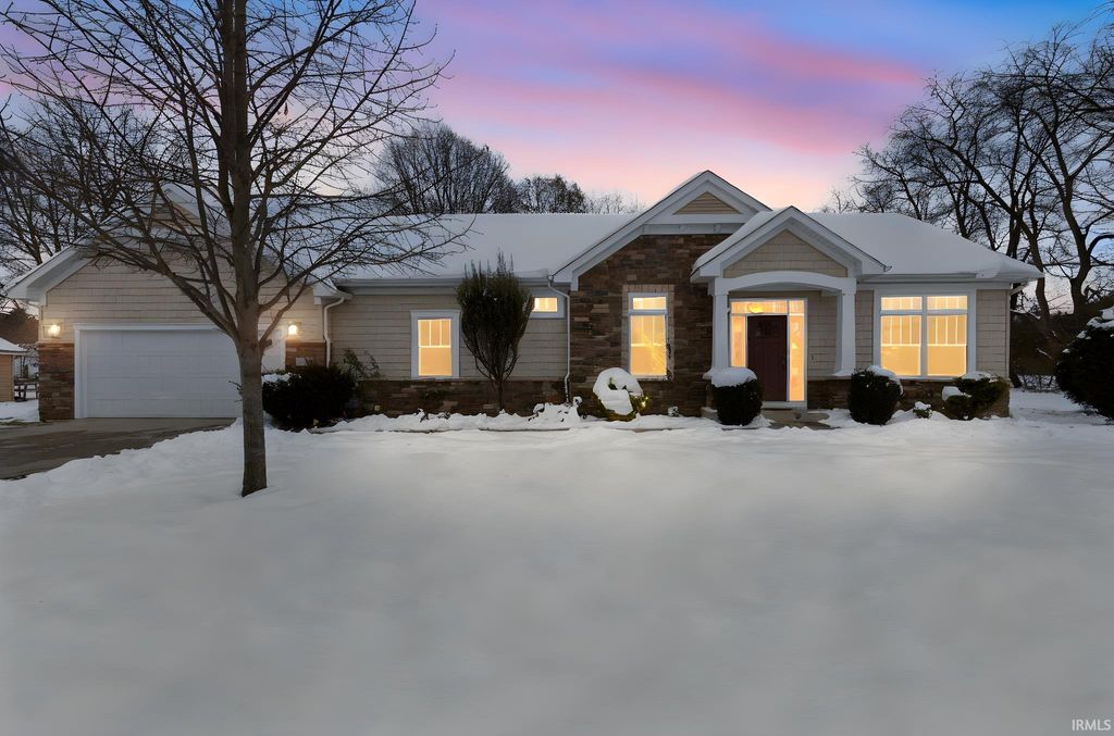 Photo of 636 Bainbridge Place, Goshen, IN 46526 (MLS # 202548479)
