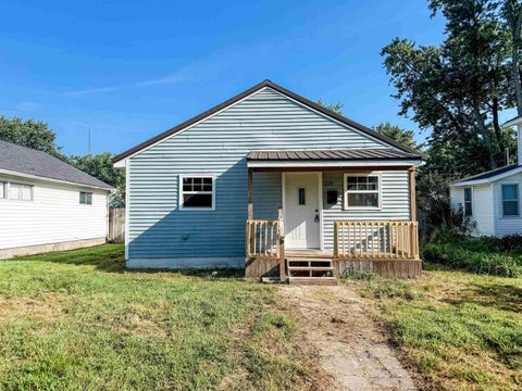 Photo of 224 Madison Avenue, Peru, IN 46970 (MLS # 202634265)