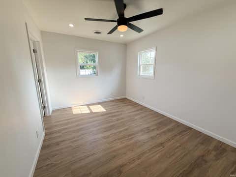 Tiny photo for 224 Madison Avenue, Peru, IN 46970 (MLS # 202634265)