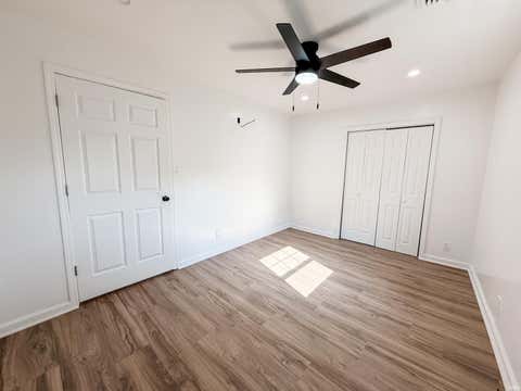Tiny photo for 224 Madison Avenue, Peru, IN 46970 (MLS # 202634265)