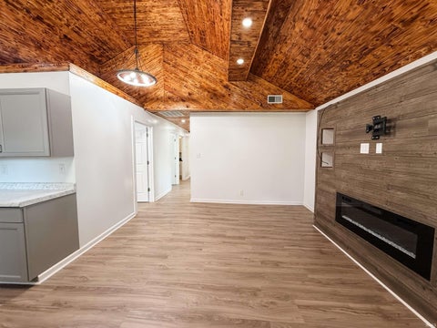 Tiny photo for 224 Madison Avenue, Peru, IN 46970 (MLS # 202634265)