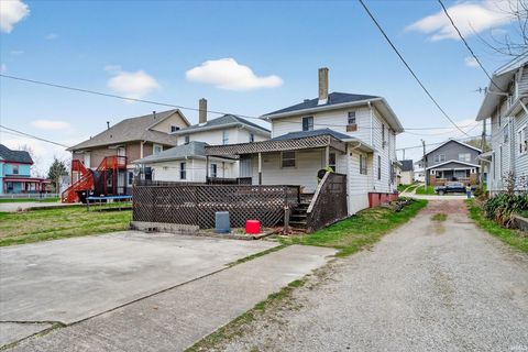 Tiny photo for 551 S Jackson Street, Frankfort, IN 46041 (MLS # 202611010)