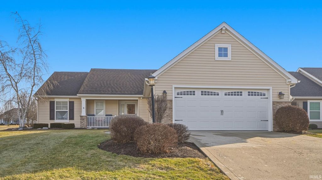 Photo of 7226 Foxfield Drive, Fort Wayne, IN 46835 (MLS # 202605418)