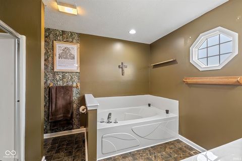 Tiny photo for 2968 S 870 W, Russiaville, IN 46979 (MLS # 202613421)