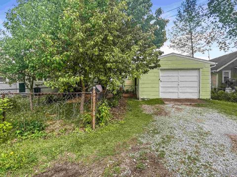 Tiny photo for 326 S 28th Street, Lafayette, IN 47904 (MLS # 202615776)