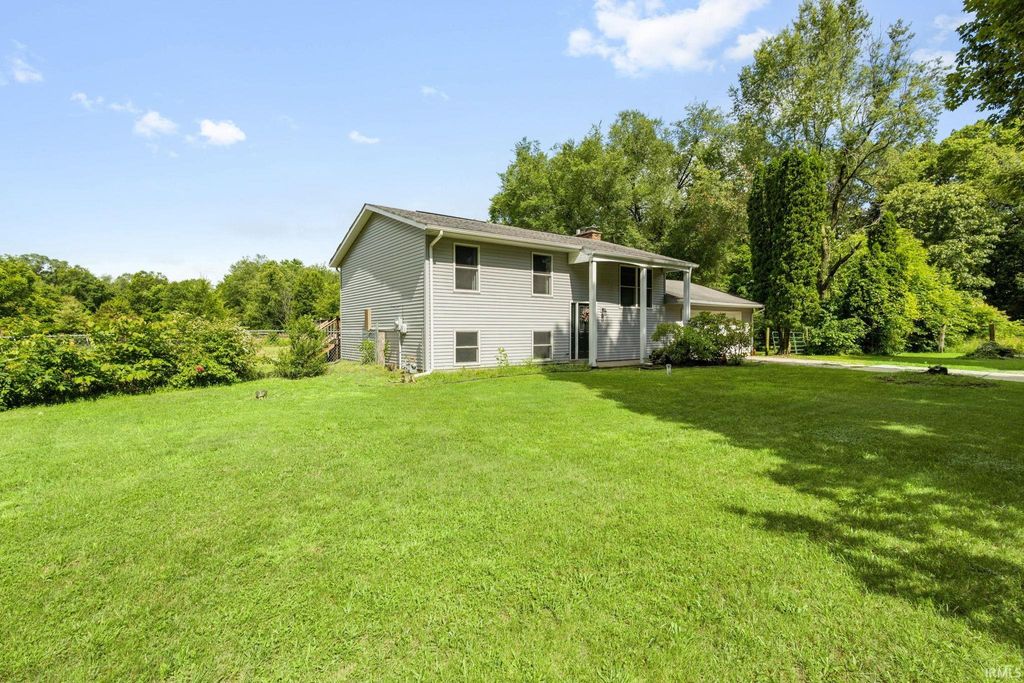 Photo of 54161 Ash Road, Osceola, IN 46561 (MLS # 202625053)